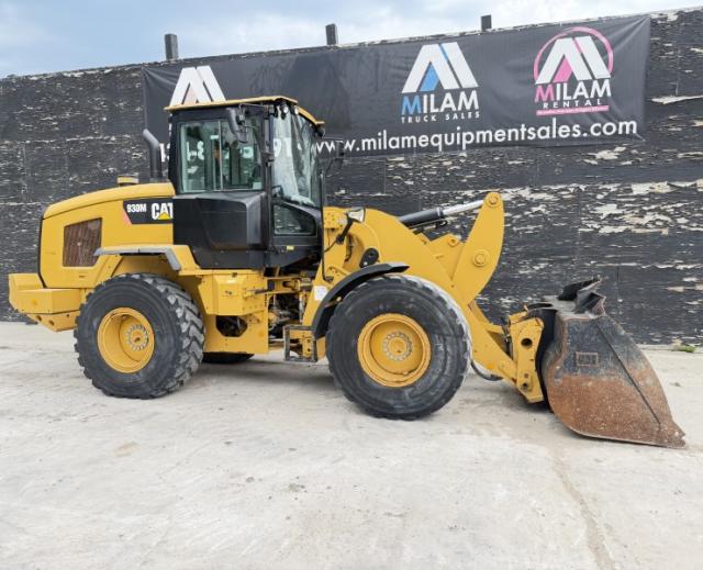 2018 Caterpillar 930M w/ Quick Connect & Cab w/ A/C & Heat 